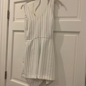 Aritzia Wilfred romper